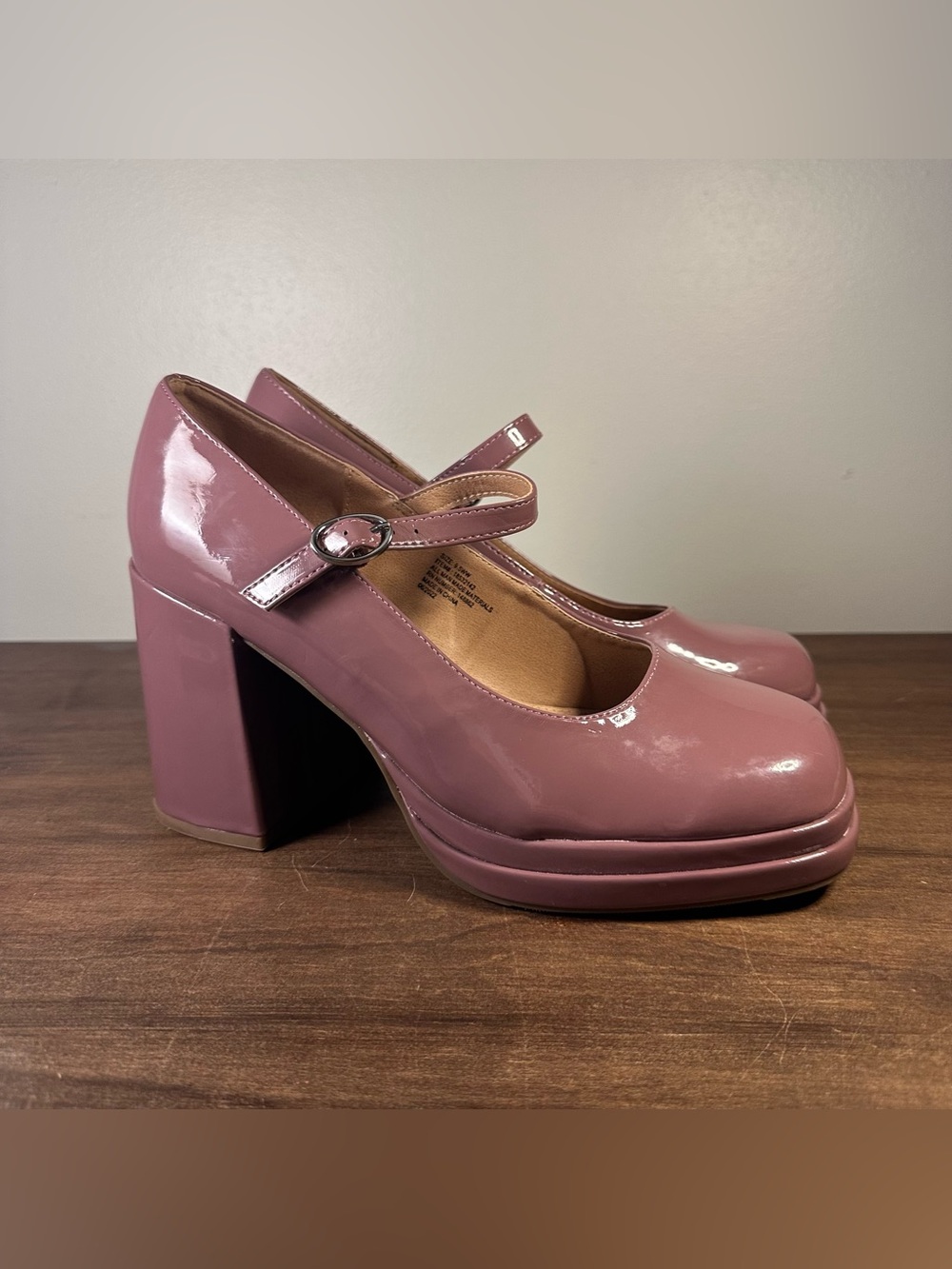 Torrid Double Platform Mary Jane Heels Chunky Rose Patent Size 9.5 WW